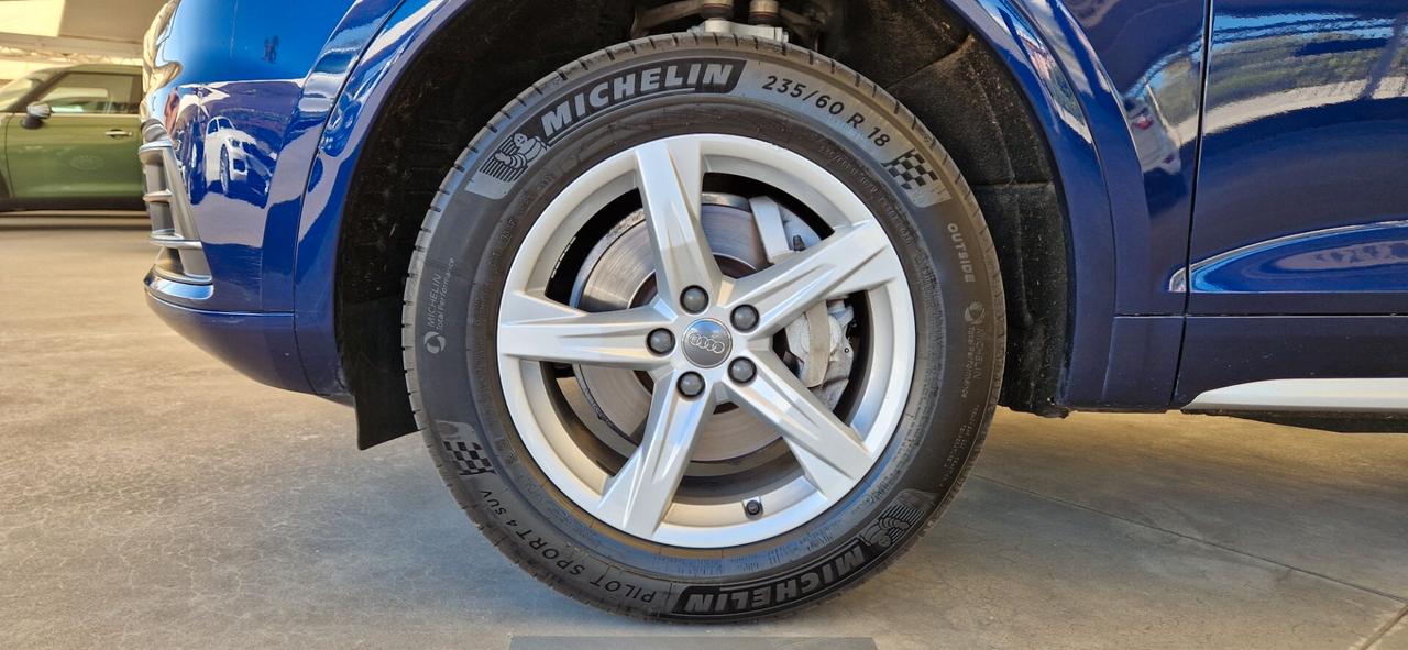 Audi Q5 2.0 TDI 190cv quattro S tronic Business Sport