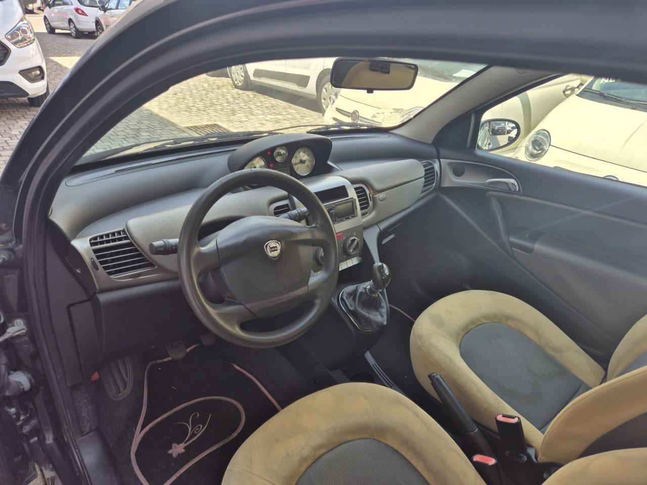 Lancia Ypsilon 1.2 Benzina