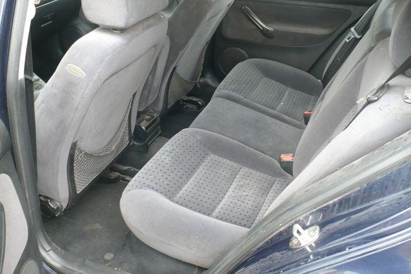 Volkswagen Golf Golf 3p 1.9 tdi Comfortline 110cv