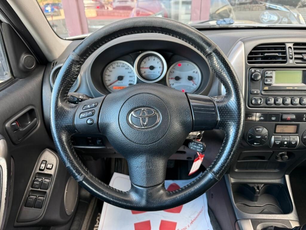 Toyota Rav4 4x4 2.0 D-4d 16v 5p Sol