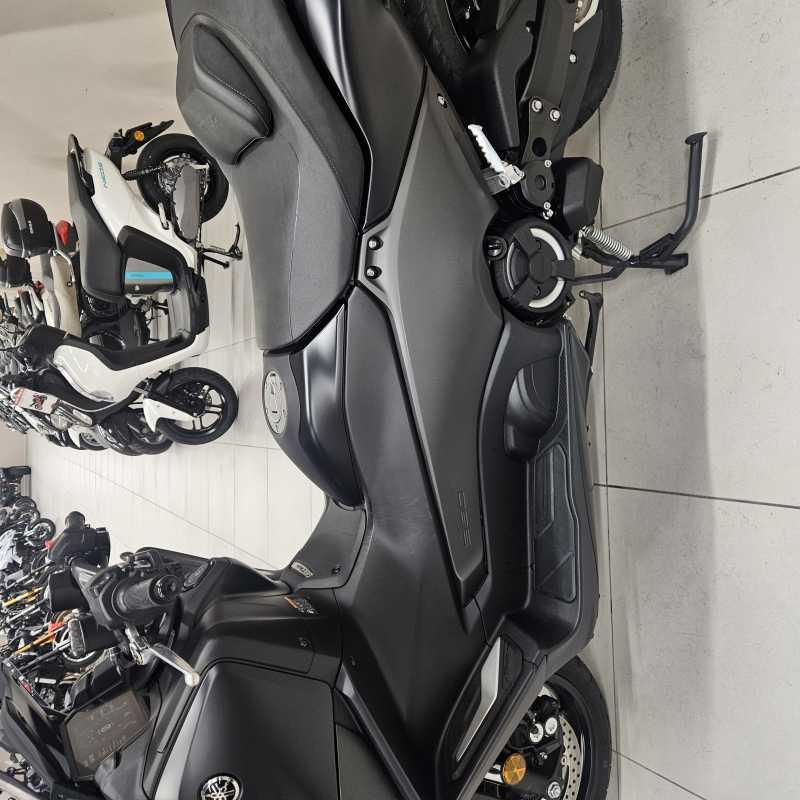 Yamaha T-Max 560 - 2024