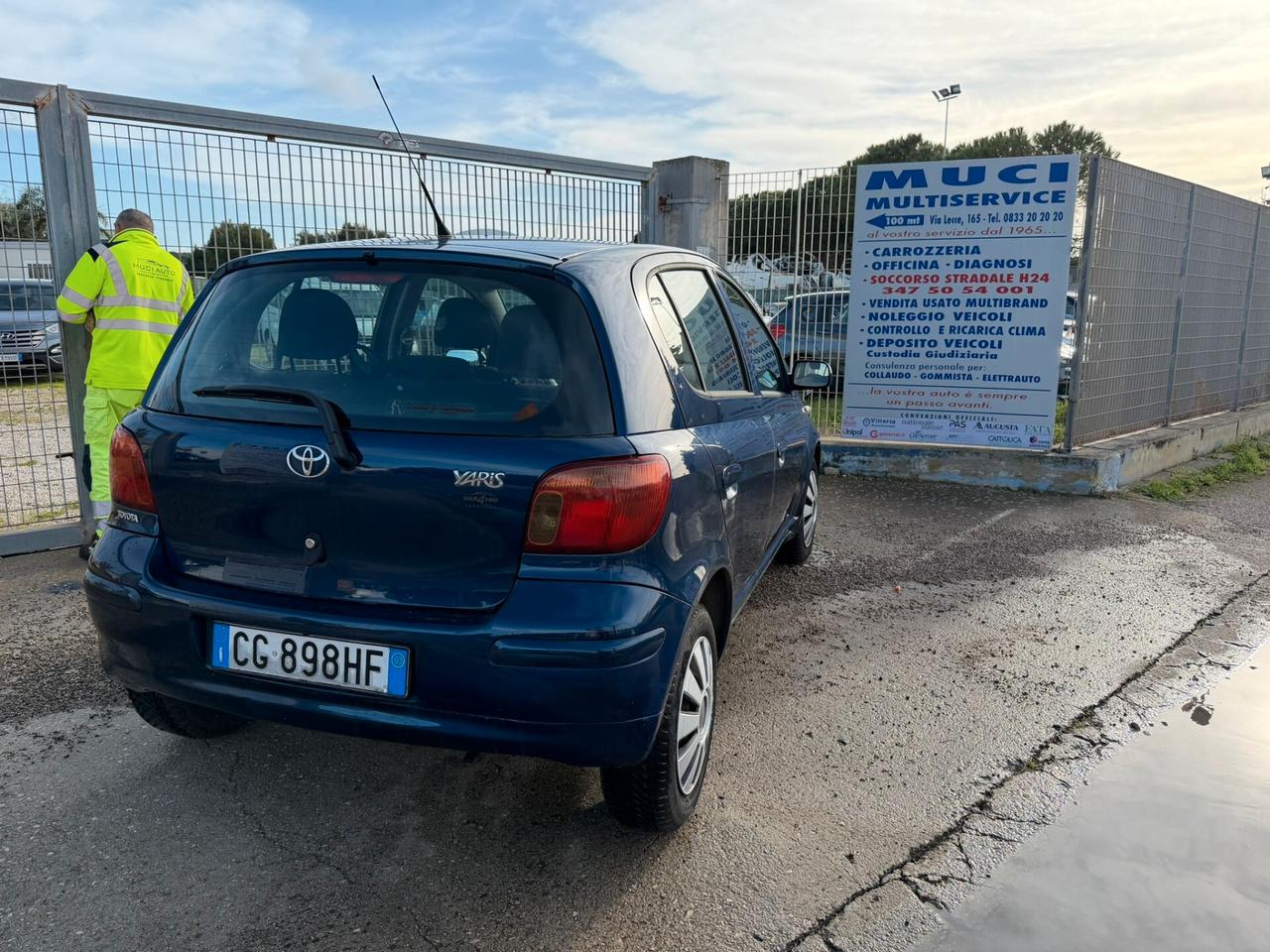 Toyota Yaris 1.0 BENZ