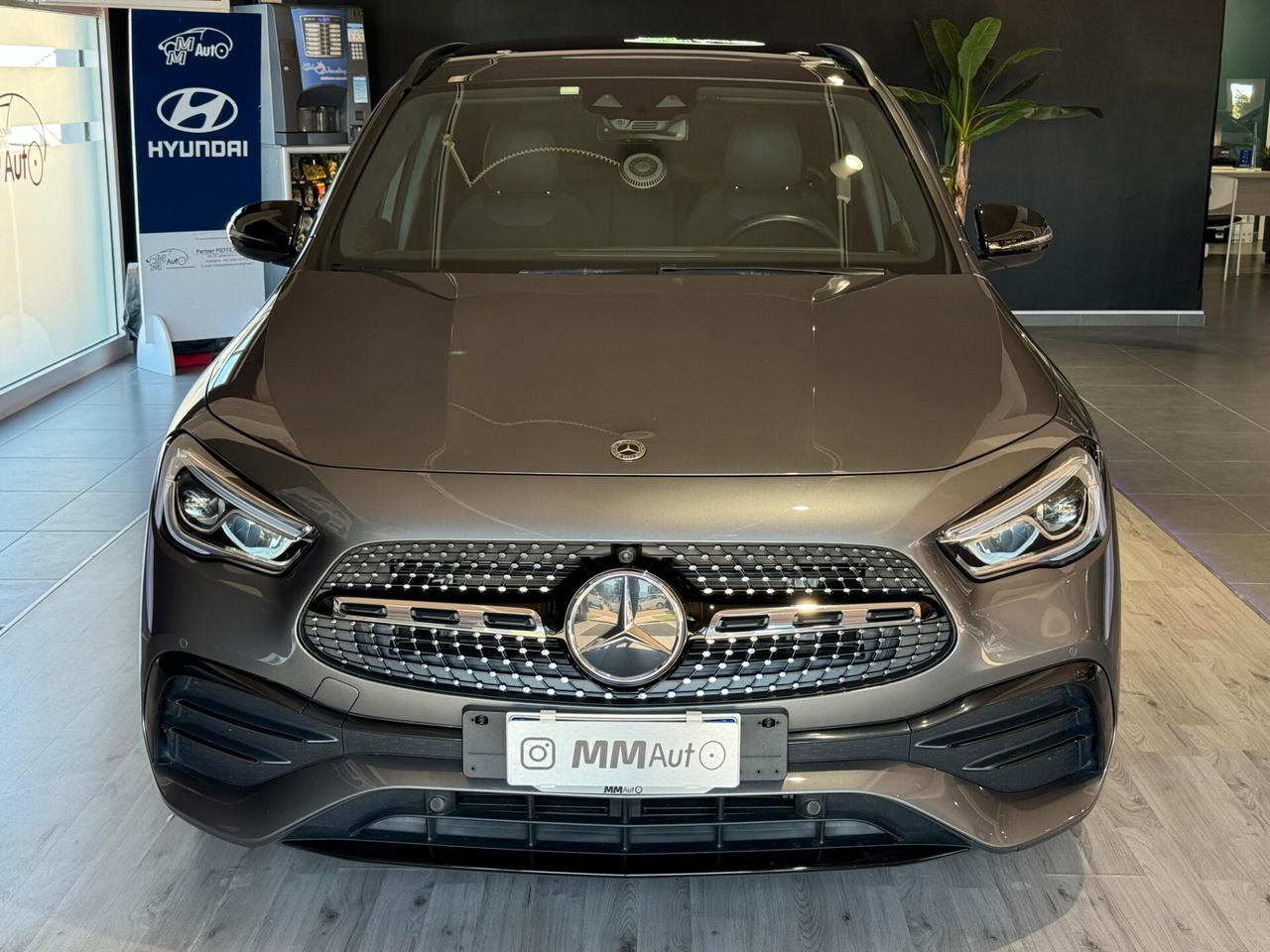 Mercedes-benz GLA 200d Automatic Premium AMG Night Edition