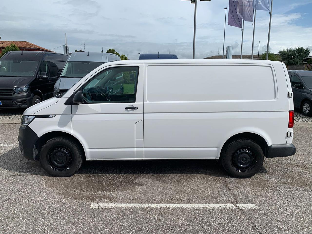 Volkswagen T6.1 Transporter t6.1 28 2.0 tdi 150cv business p.c.