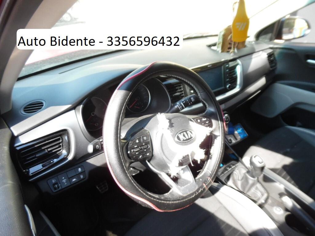 Kia Stonic 1.4 MPI 100 CV Urban
