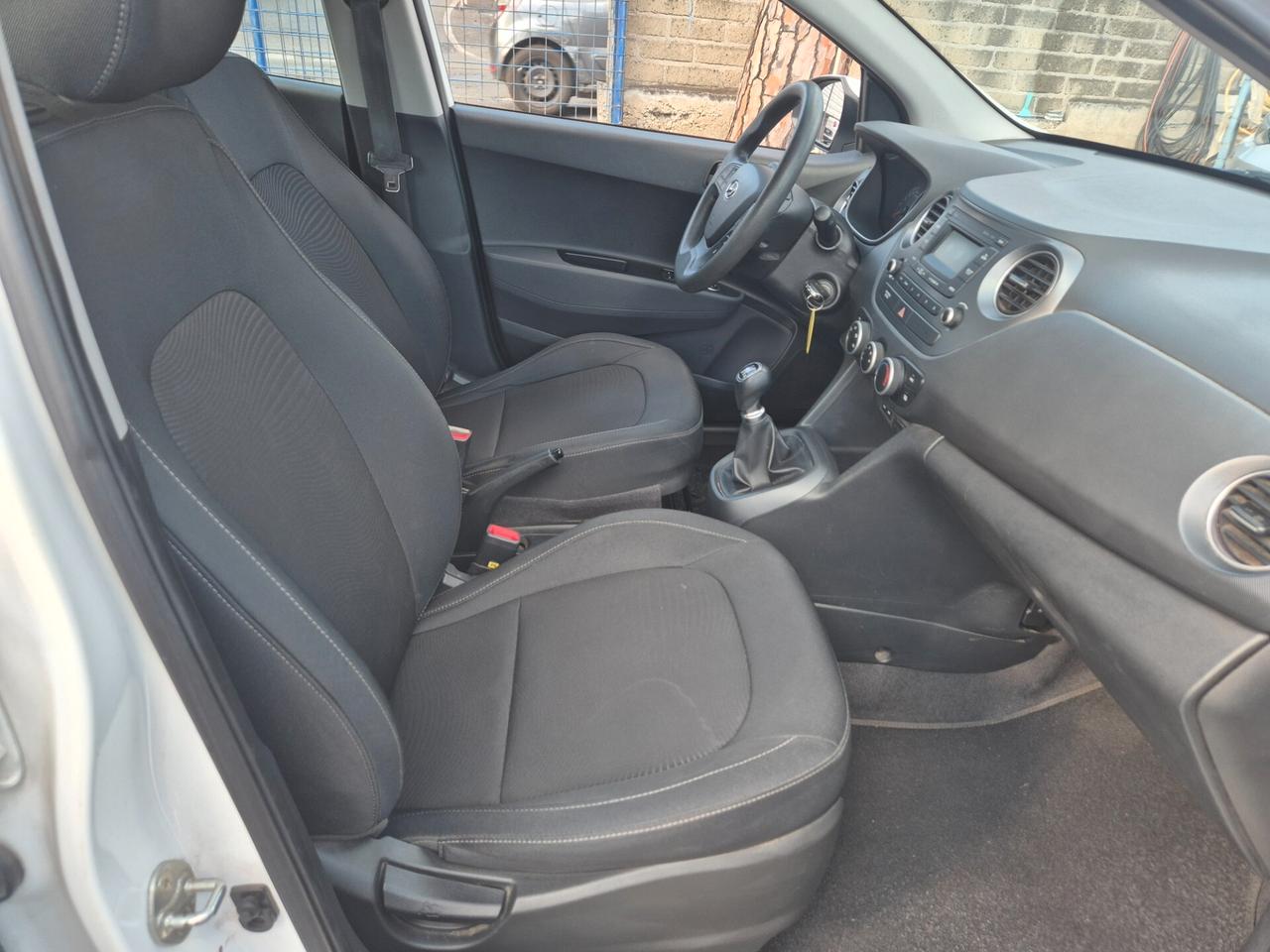 Hyundai i10 1.0 MPI Login