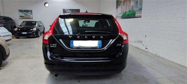 Volvo V60 D3 Geartronic Kinetic !!! KM 105.800 !!!