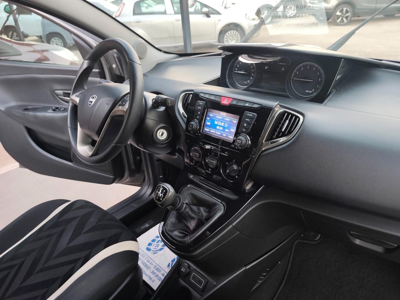Lancia Ypsilon 1.2 BENZINA KM 56000