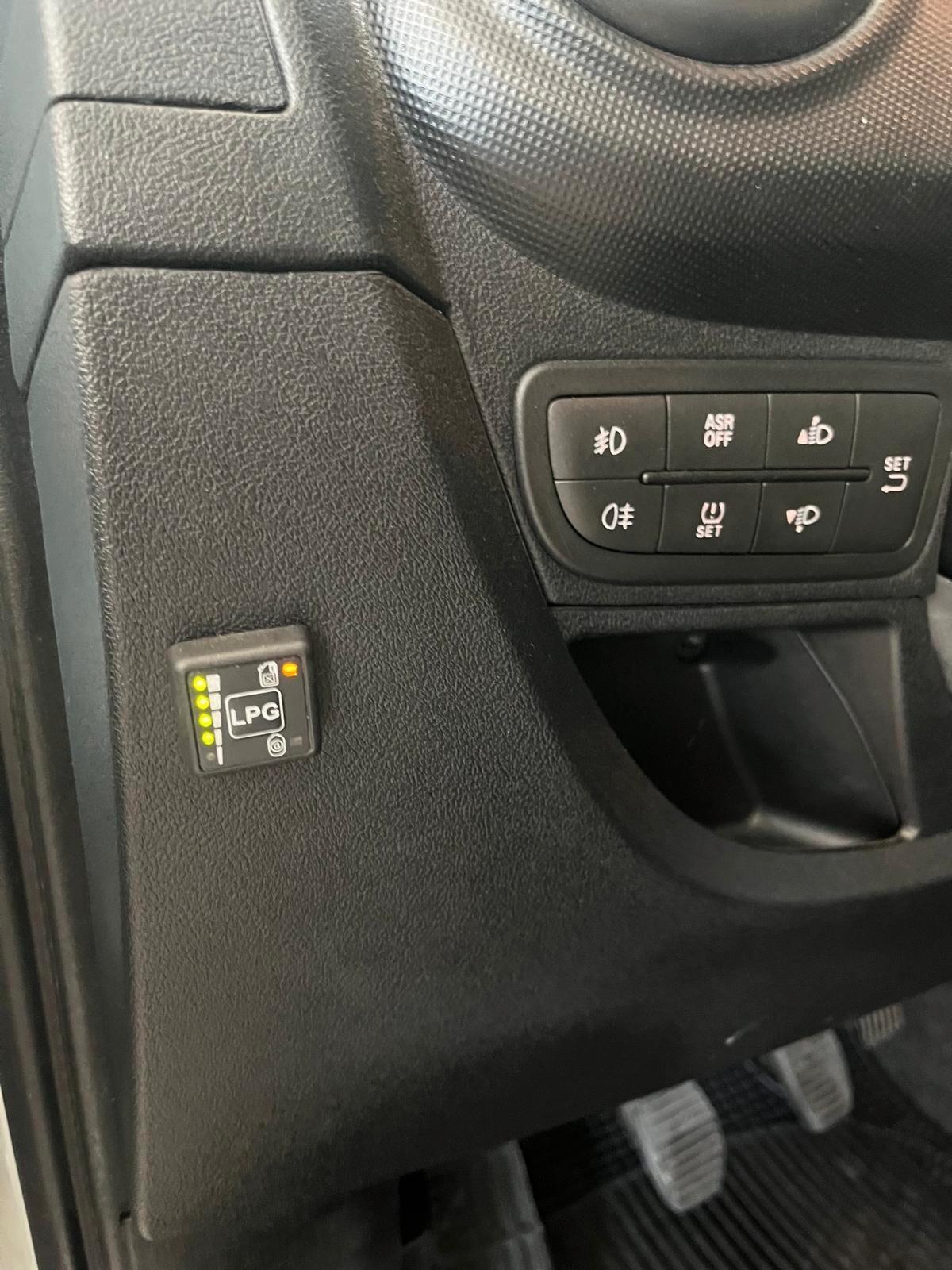 Fiat Qubo 1.4 8v Easy 77cv GPL aftermarket