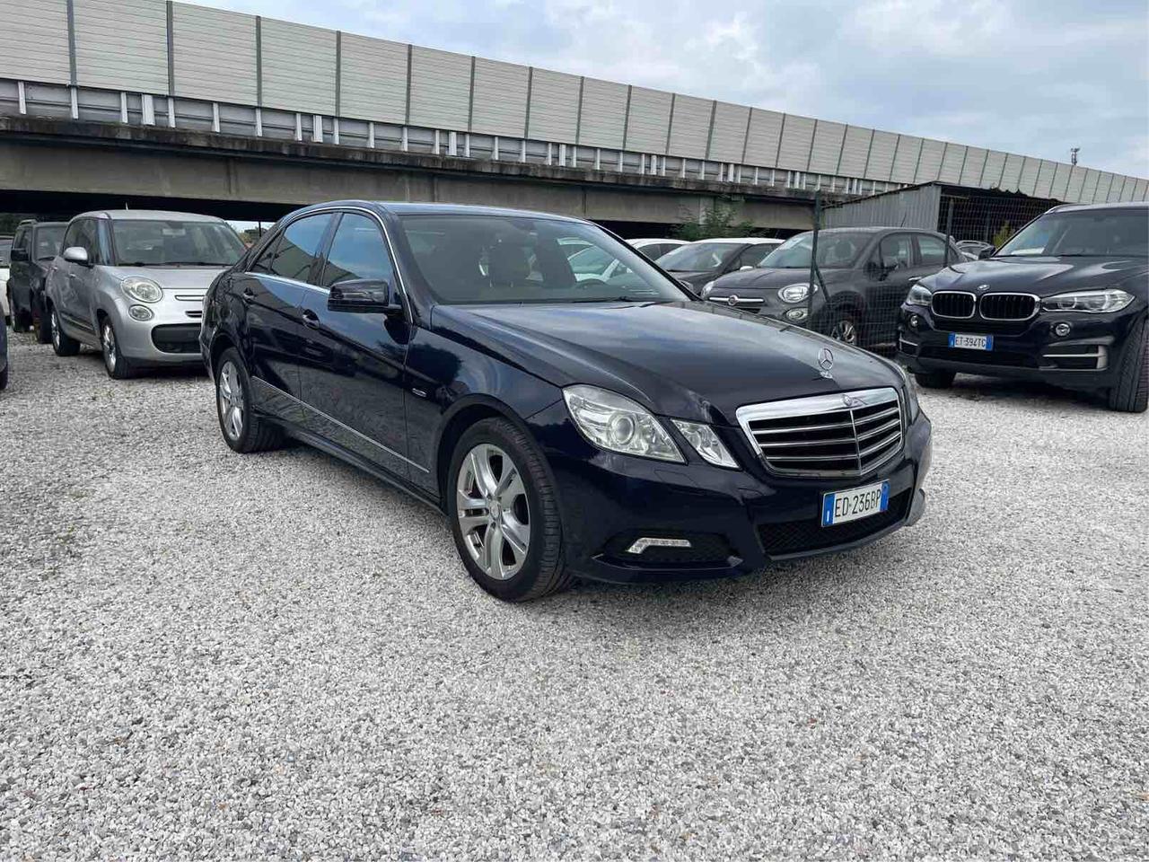 Mercedes-benz E 250 AUTOMATICA - BLUE EFFICIENCY - AVANTGARDE - EX AUTO BLU