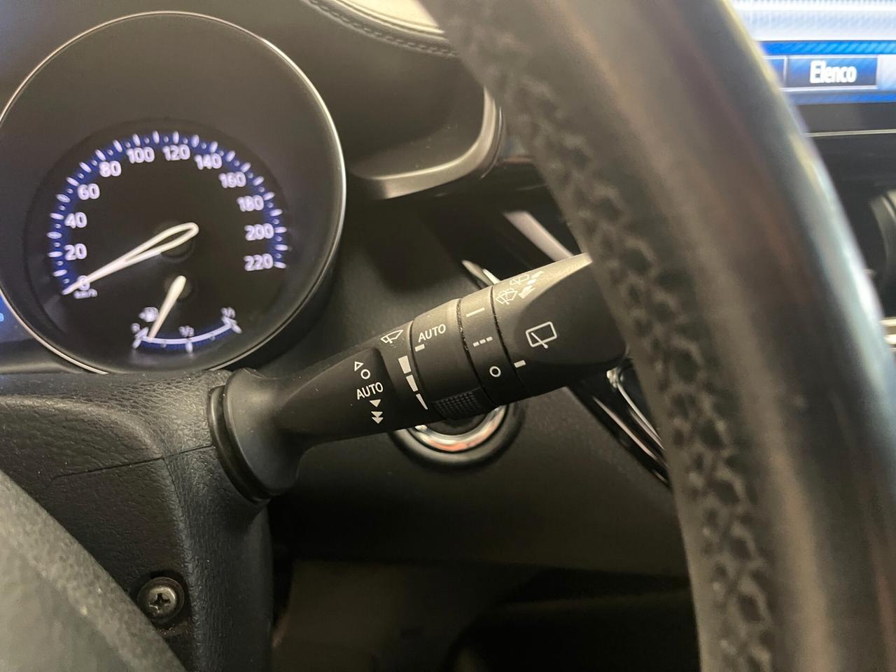 Toyota C-HR Active 1.2 2wd-Ok Neopatentati-LEGGI SOTTO