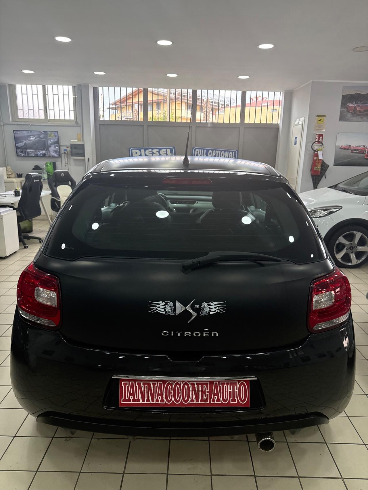 Ds3 1.4 hdi bicolore just black