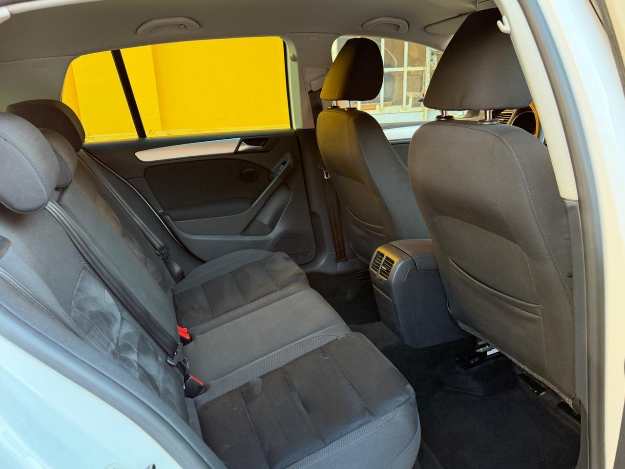 Volkswagen Golf 1.6 TDI DPF 5p. Highline
