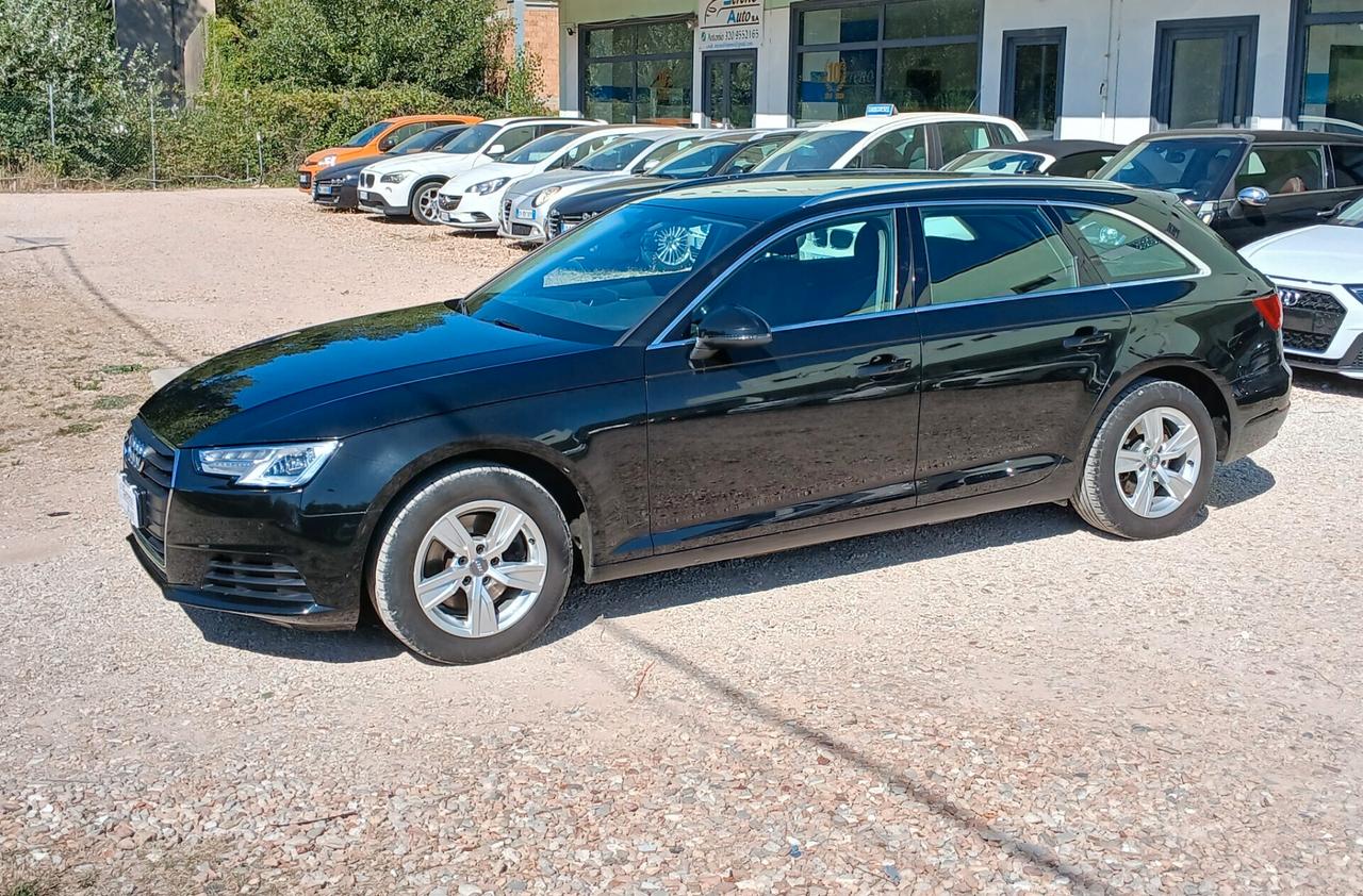 Audi A4 2.0 TDI 122 CV S tronic Sport