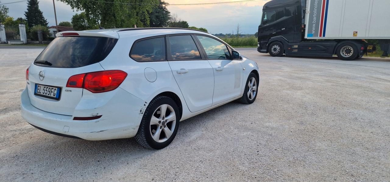 Opel Astra 1.7 CDTI 110CV Sports Tourer Elective