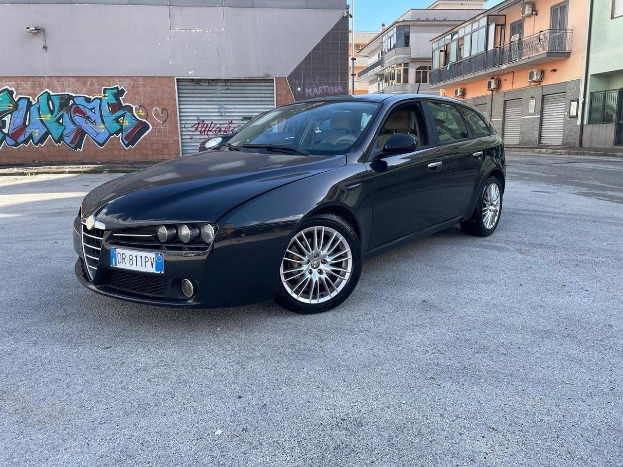 Alfa Romeo 159 1.9 JTDm 150cv in ottime condizioni
