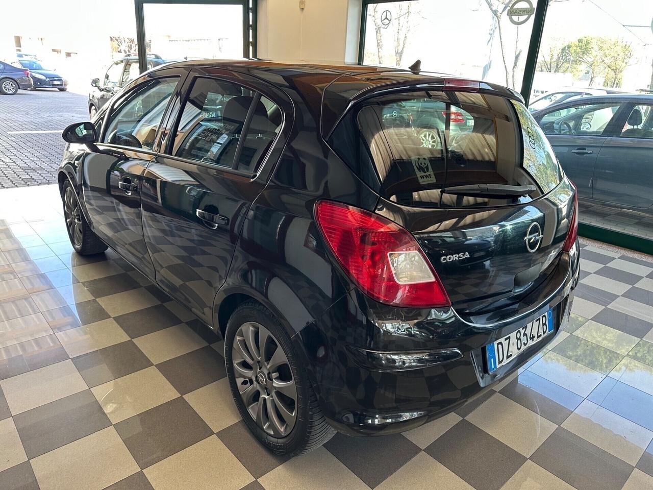 Opel Corsa 1.2 85Cv GPL Neopatentati