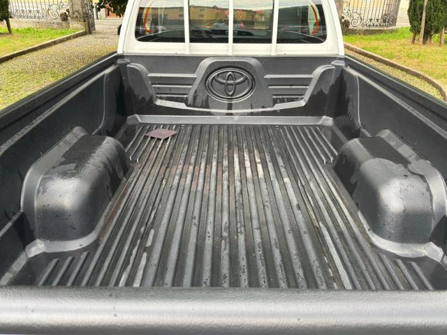 TOYOTA Hilux 2.4 D-4D 4WD 2 porte Single Cab Comfort