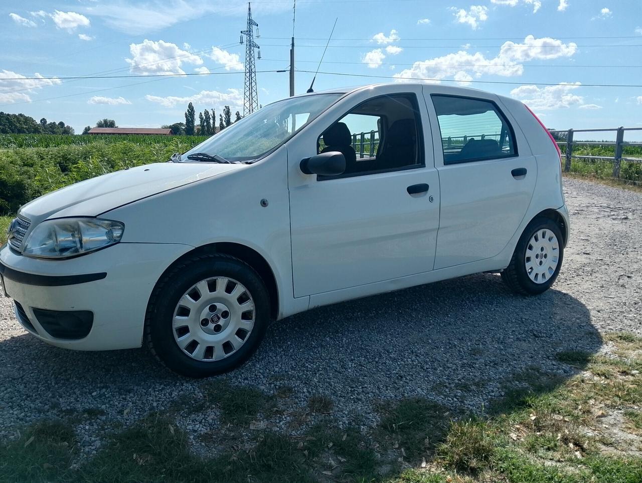 Fiat Punto metano 1.2 cc 144.000 km auto perfetta