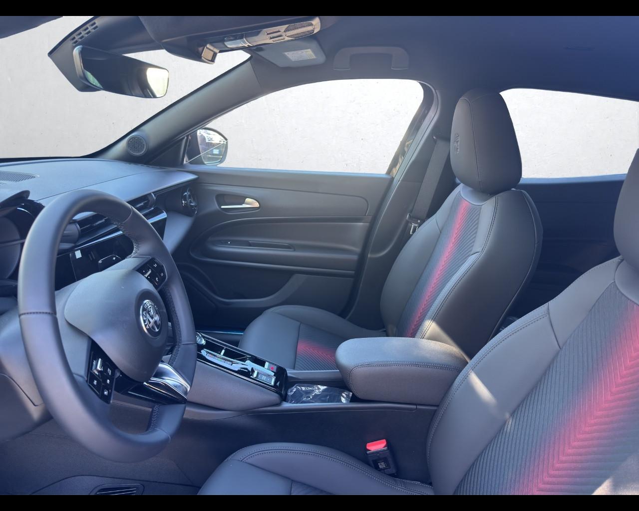 ALFA ROMEO Junior Ibrida My25 Ibrida Q4 1.2 145cv Hybrid Edct6