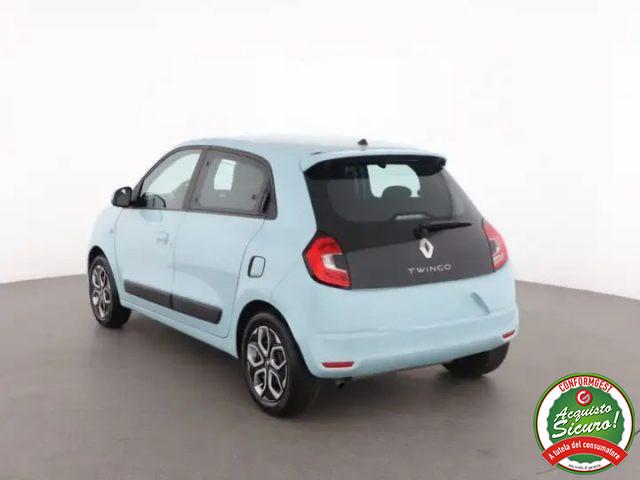 RENAULT Twingo 1.0 SCe Live ADATTA A NEO PATENTATI