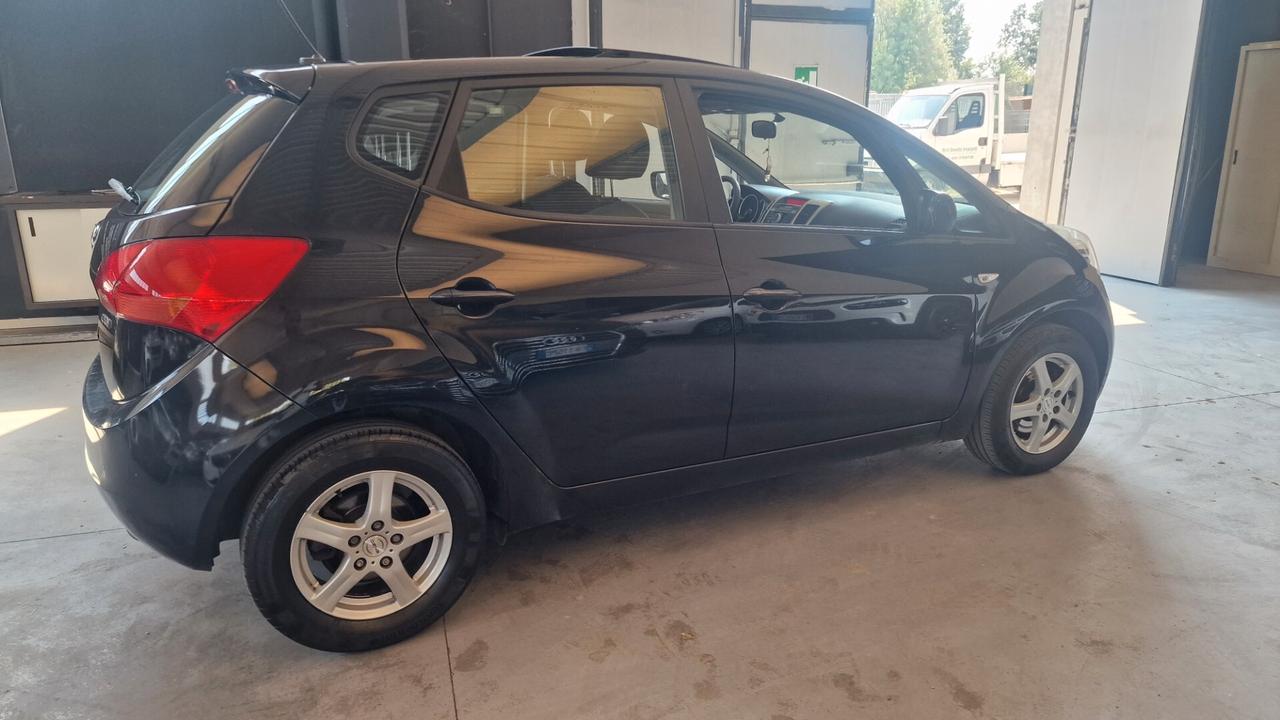 Kia Venga 1.4 CRDi 90CV Cool