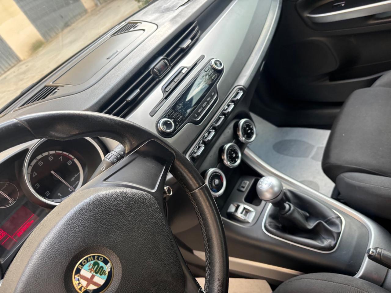 Alfa Romeo Giulietta 1.4 Turbo 120 CV GPL Distinctive