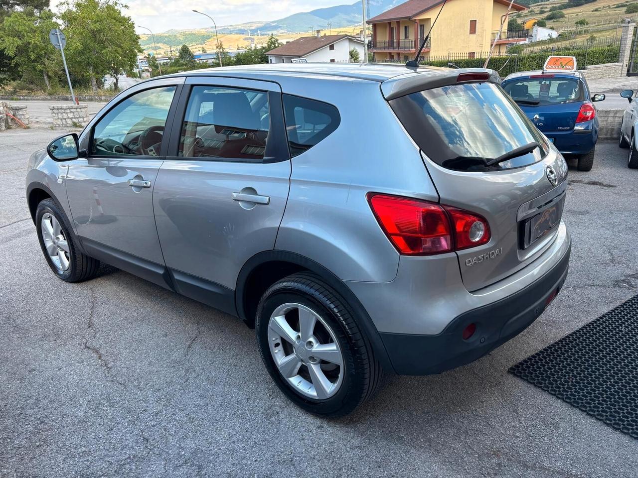 Nissan Qashqai 2.0 dCi DPF 4WD Tekna