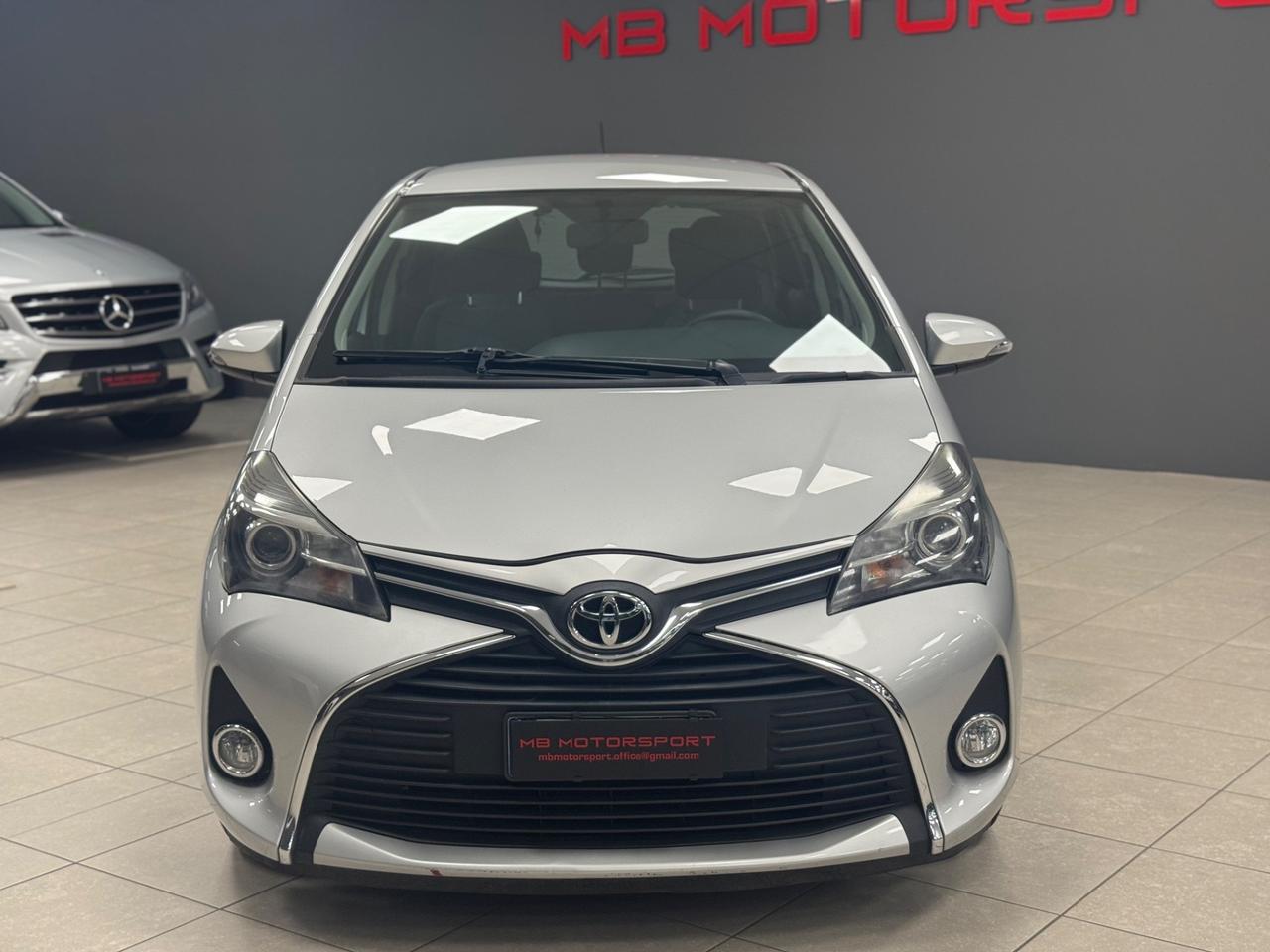 Toyota Yaris 1.4 D-4D 5 porte Lounge