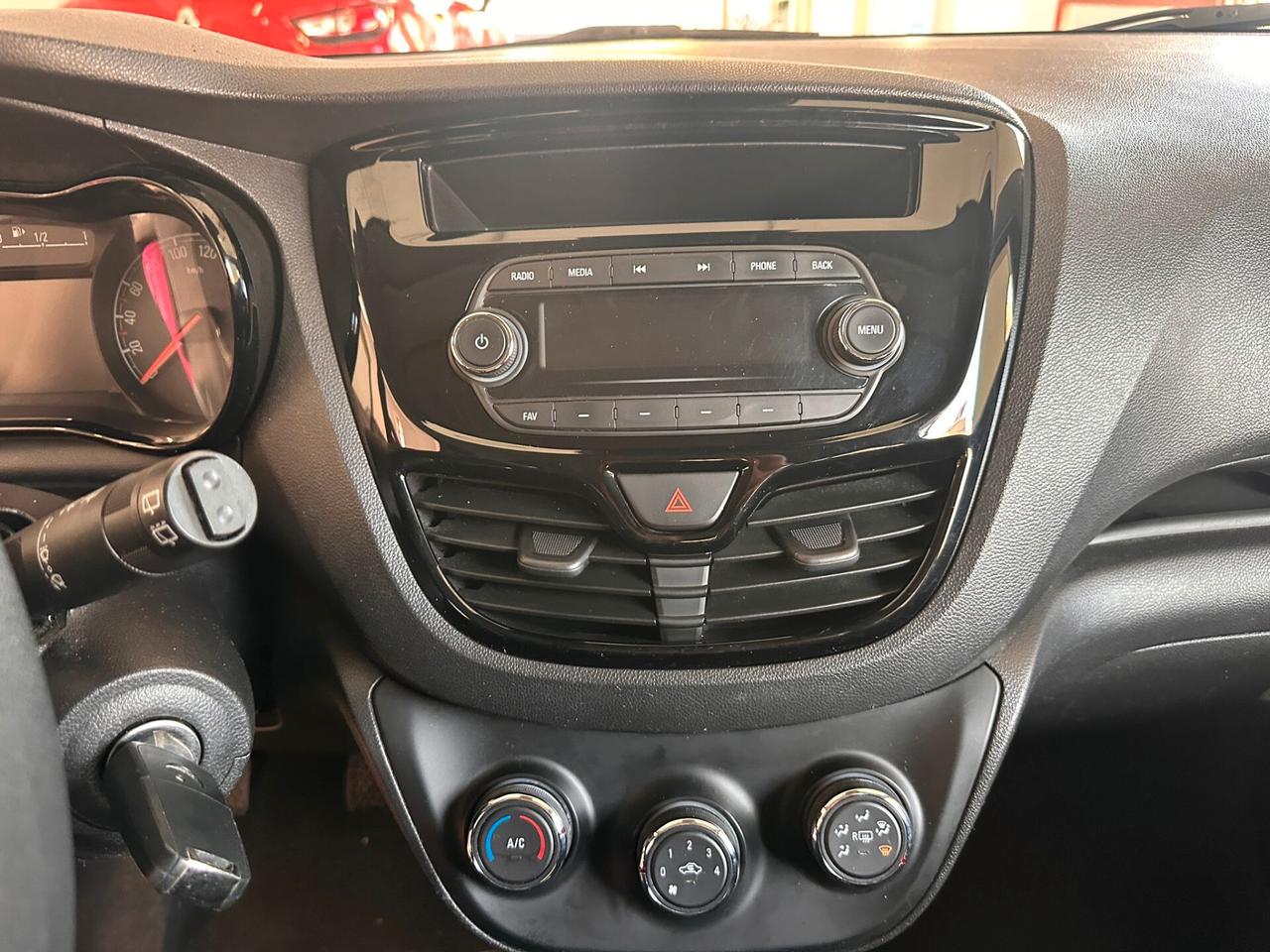 Opel Karl 1.0 75 CV Cosmo