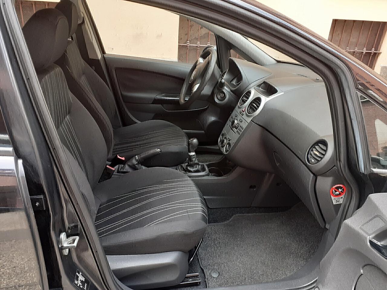 Opel Corsa - Fino a 2 anni di garanzia