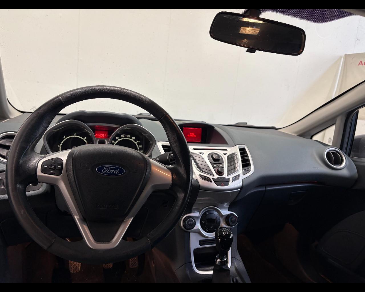 FORD FIESTA 3p 1.4 TDCI TITANIUM