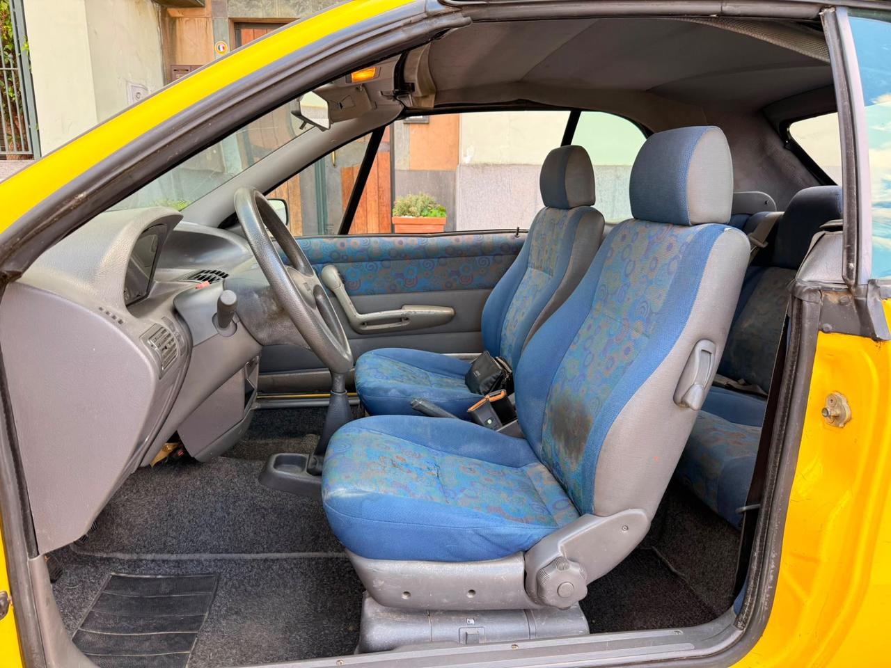 Fiat Punto 60 cat Cabrio 1.2 BENZINA CON 180MILA KM