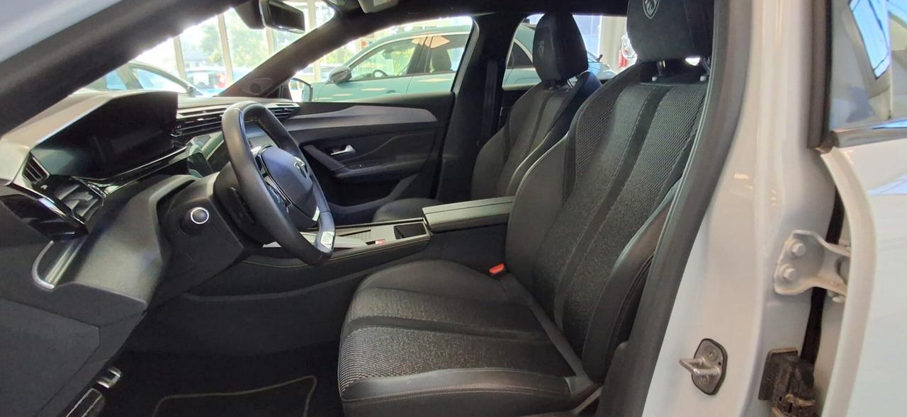 Peugeot 308 Hybrid 145 e-DCS6 GT
