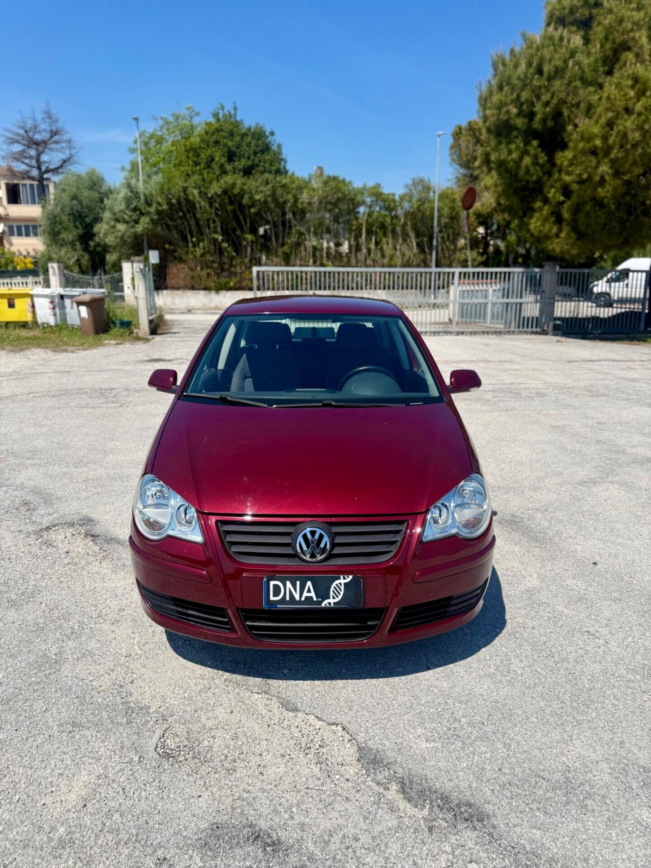 Volkswagen Polo 1.4 benzina GPL neopatentati
