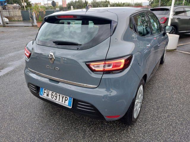 RENAULT Clio dCi 8V 75 CV 5 porte Moschino Zen Neopat. Navig