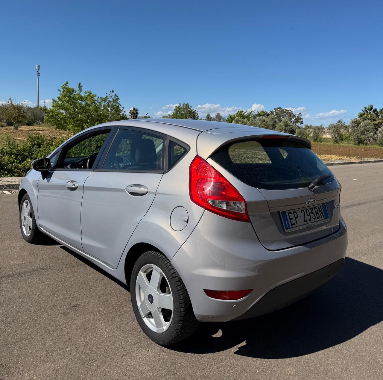 Ford Fiesta Ikon 1.4 16V 5p.Bz.- GPL Business