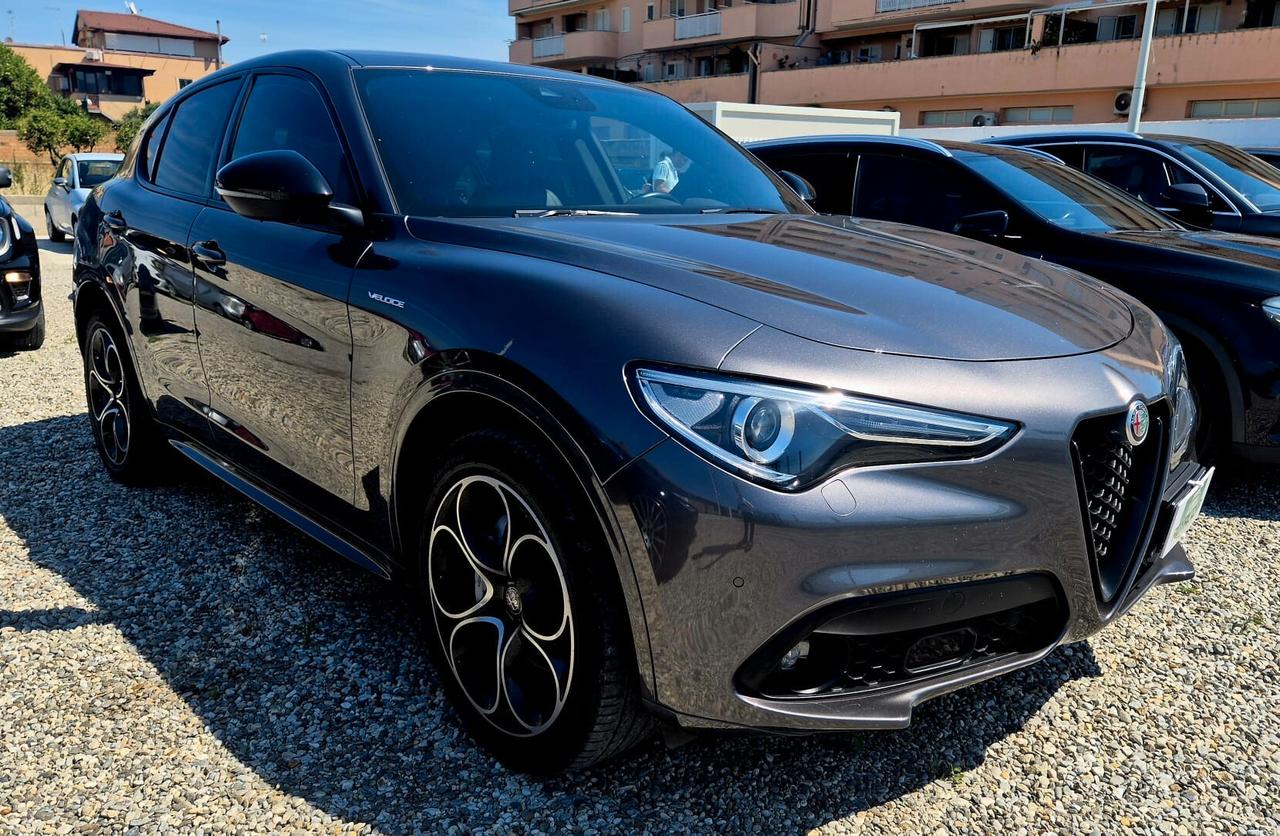 Alfa Romeo Stelvio 2.2 Turbodiesel 210 CV AT8 Q4 Veloce
