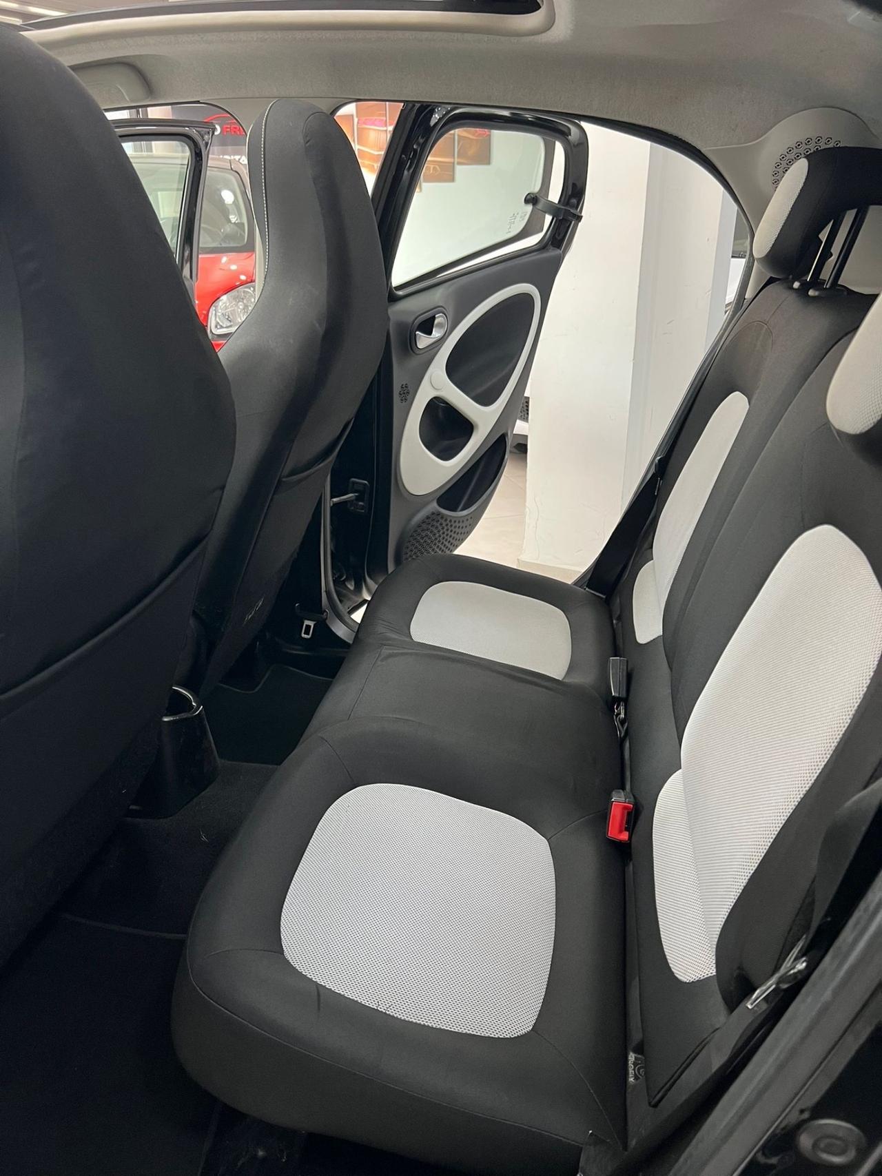 Smart ForFour 70 1.0 Passion