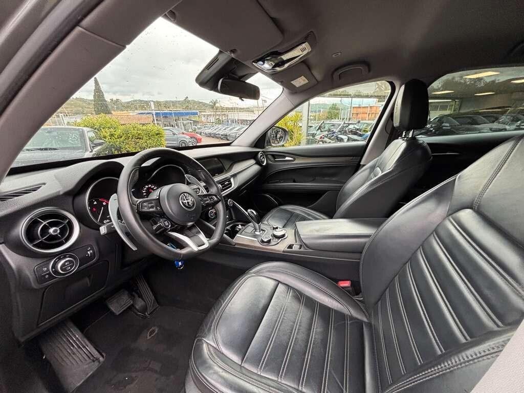 Alfa Romeo Stelvio 2.2 Turbodiesel 210 CV AT8 Q4 2017 / KM 185.000 Tua a solo 148 Euro al mese