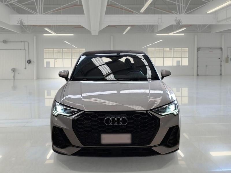 AUDI Q3 SPORTBACK 40 TDI quattro S tronic Quattro Edition