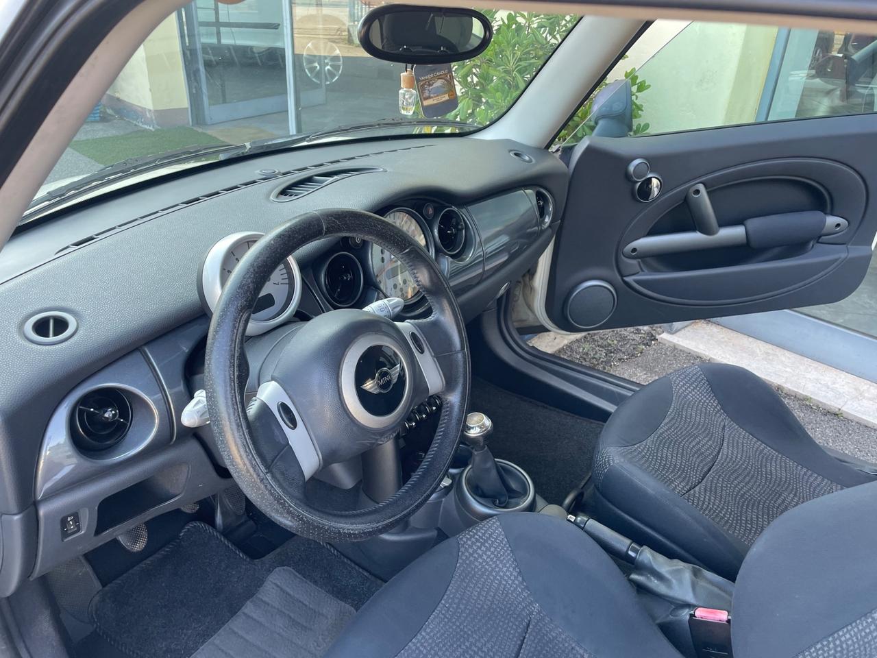Mini Mini 1.4 tdi One D de luxe