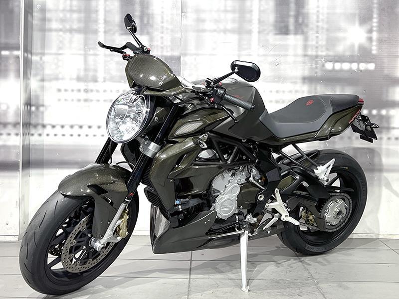 MV Agusta Brutale 675