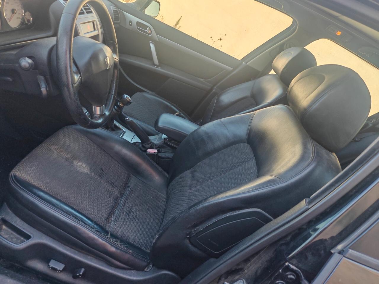 Peugeot 407 2.0 HDi SW Ciel Féline