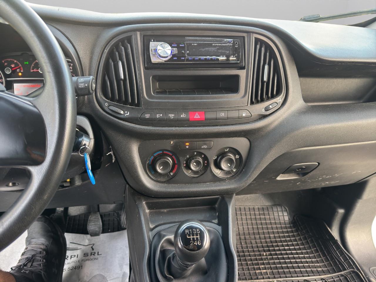 Fiat Doblo MAXI N1 1.4 N.P(PL-TN-L2H1)3 POSTI-BENZINA METANO-SENSORI-SCADENZA BOBOLE 2028-