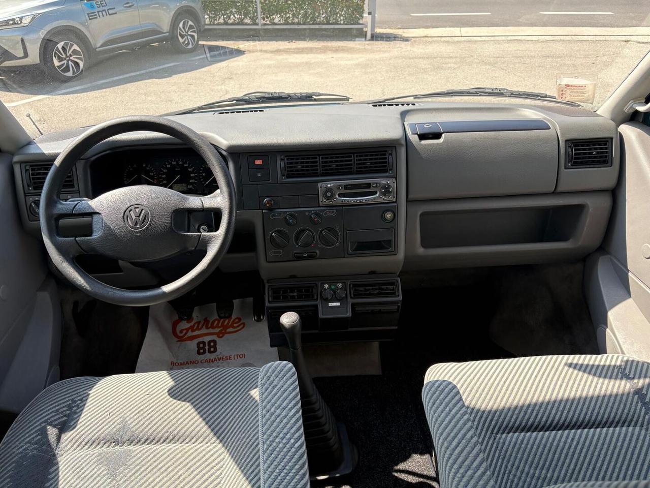 Volkswagen Caravelle 2.0
