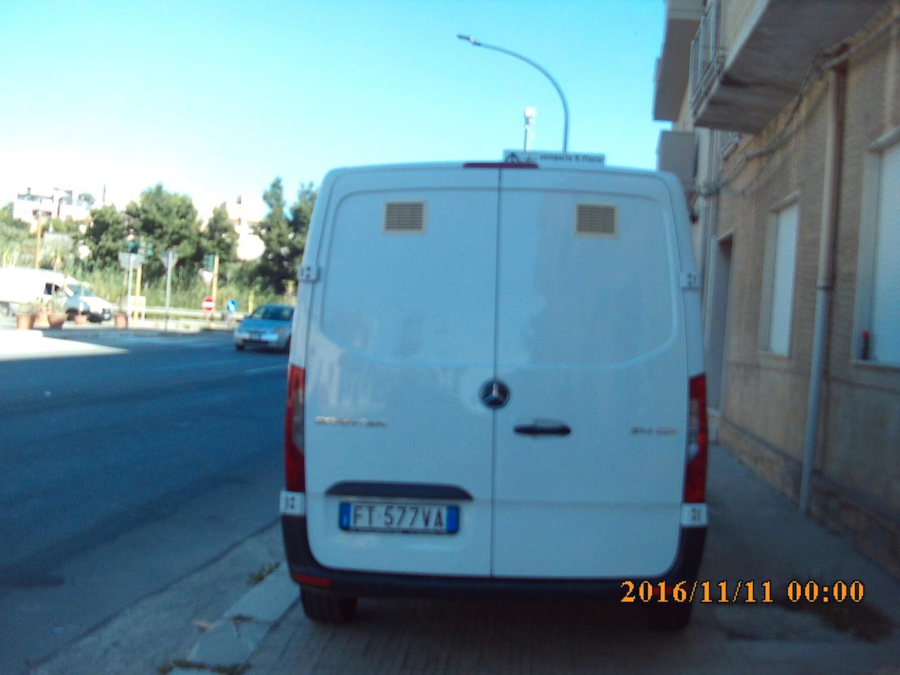 Mercedes Benz