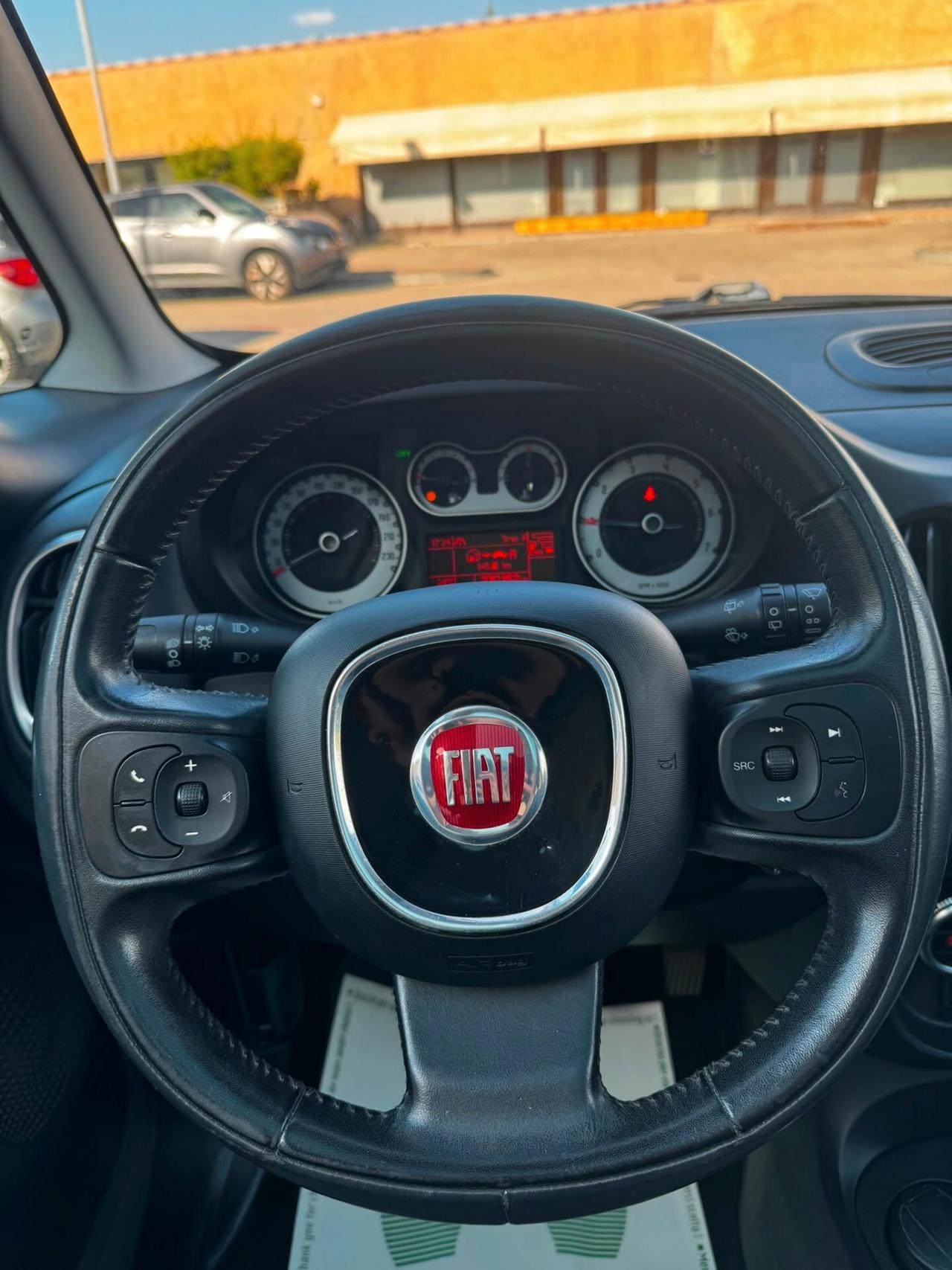 Fiat 500L Living 0.9 TwinAir Turbo Natural Power Lounge