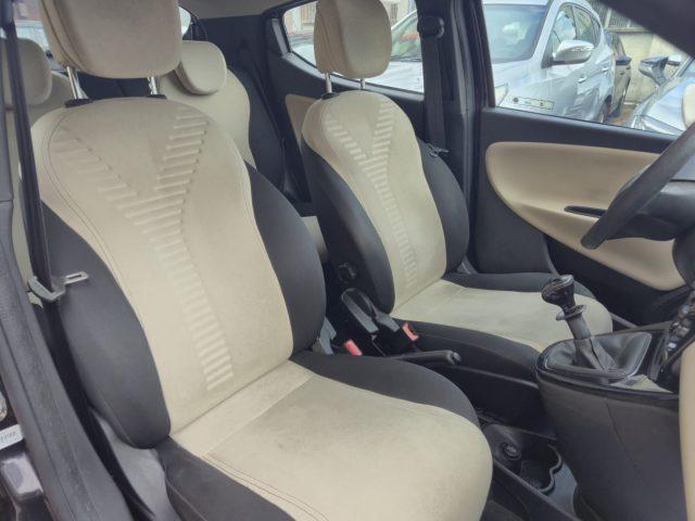 LANCIA Ypsilon 0.9 TwinAir 85 CV 5 porte Metano Ecochic Gold