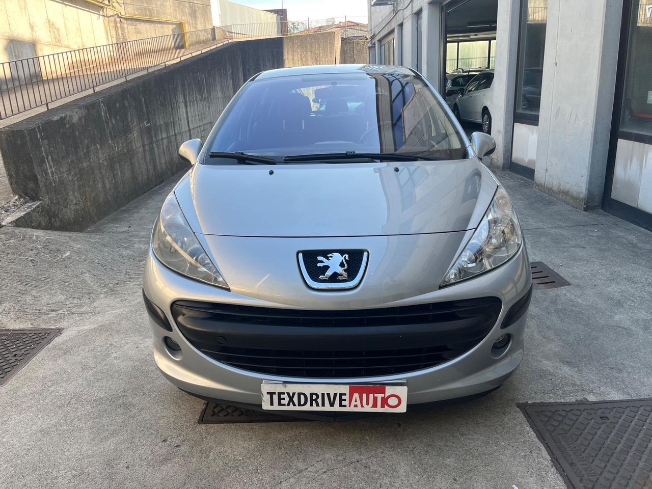 Peugeot 307 1.4 16V 5p. D-Sign